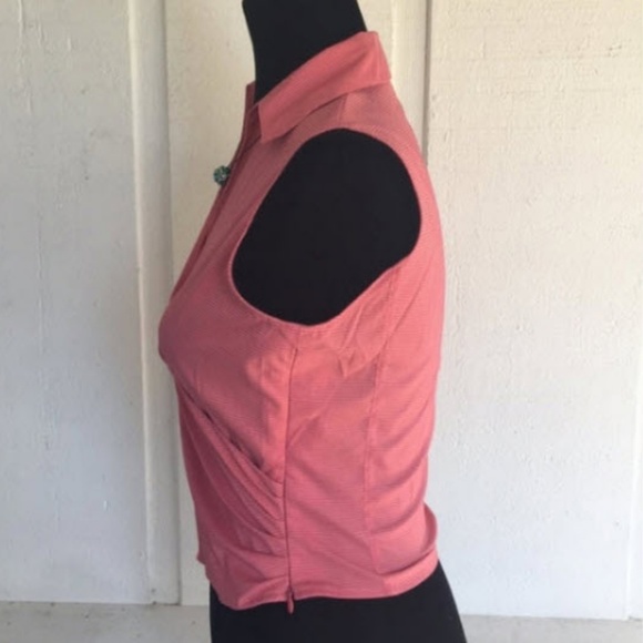 DONATED Anne Klein red stretch side zip crop top - Picture 3 of 7